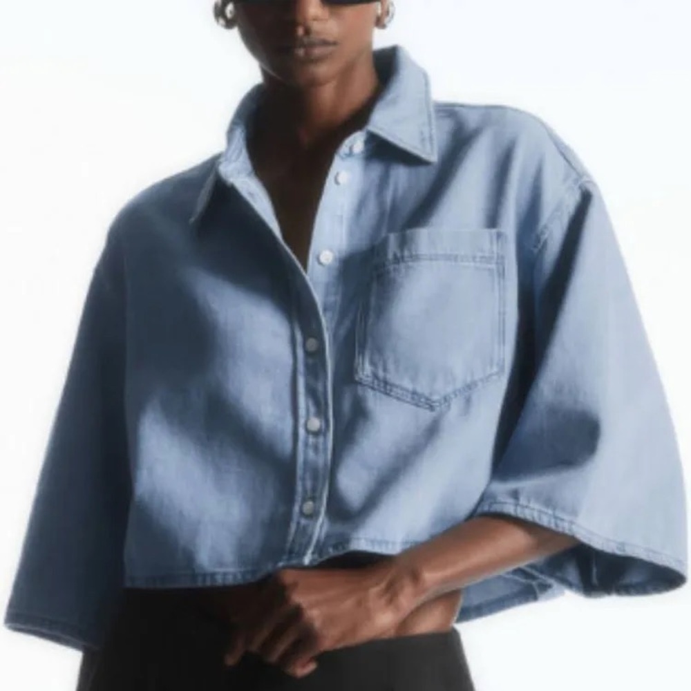 COS Cropped Denim Shirt (Size 6, Color: Light Blue)